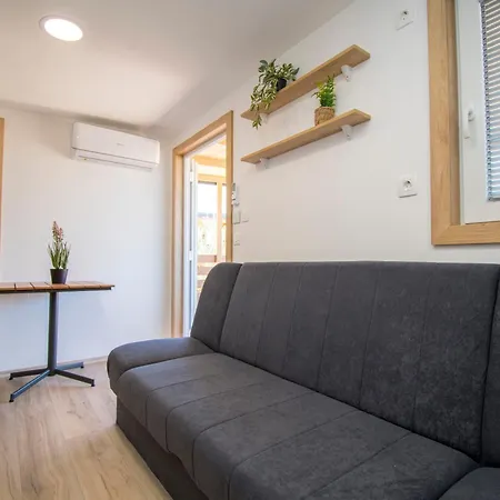 Сasa de vacaciones Mobile Banovi Dvori Ii *