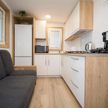 Mobile Banovi Dvori Ii *