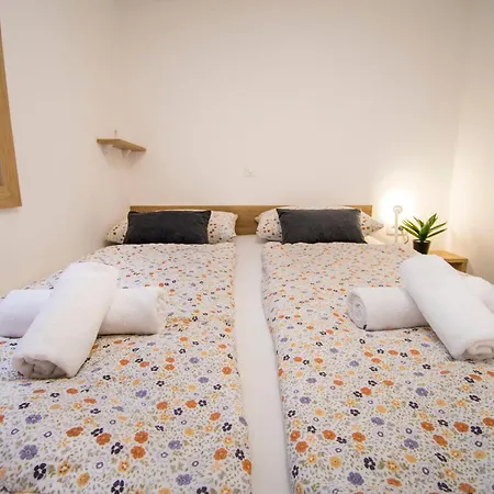 Mobile Banovi Dvori Ii