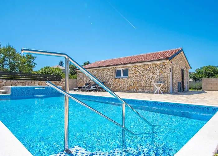 Vakantiehuis Mobile Banovi Dvori Ii Tisno